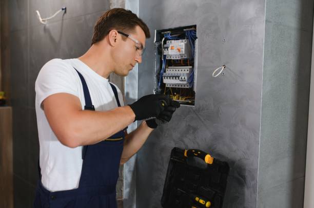 Best Commercial Electrician Services  in Cottage Grove, WI