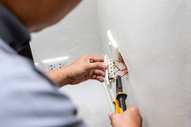 Best Electrical Outlet Repair  in Cottage Grove, WI